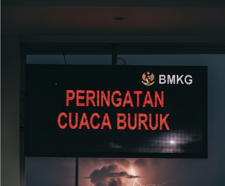 BMKG Peringatkan Cuaca Ekstrem, Potensi Hujan Lebat dan Angin Kencang Meluas