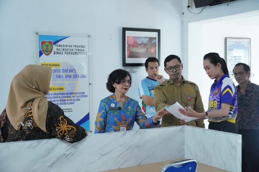 Pj Sekda Kalteng Sidak Sejumlah OPD, Tekankan Disiplin dan Penghematan Listrik